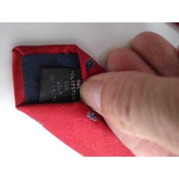 Unknown Dark Red with Gray Squares Geometric Necktie Woven Tie - Picture 3 of 5